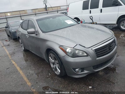 INFINITI M37 2013