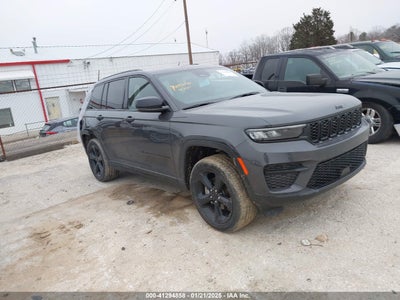 JEEP GRAND CHEROKEE 2024