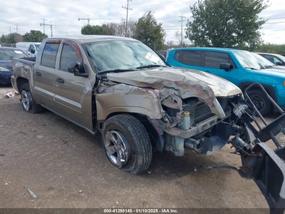 MITSUBISHI RAIDER 2006