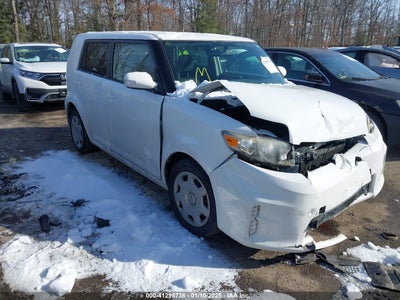SCION XB 2014