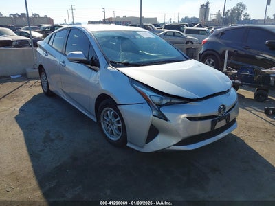 TOYOTA PRIUS 2018