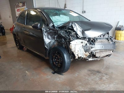 TOYOTA YARIS 2014