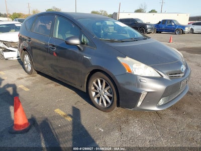 TOYOTA PRIUS V 2014