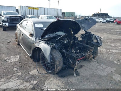 AUDI S8 2016