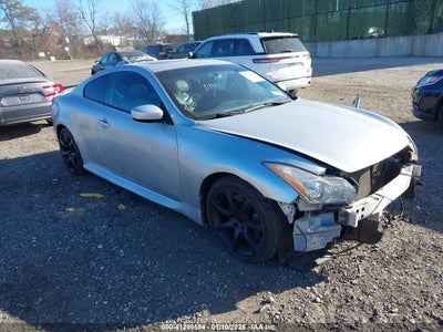 INFINITI G37 2008