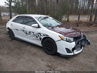 TOYOTA CAMRY 2014