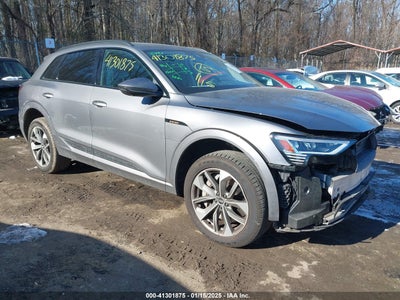 AUDI E-TRON 2021