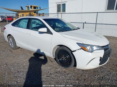 TOYOTA CAMRY 2016