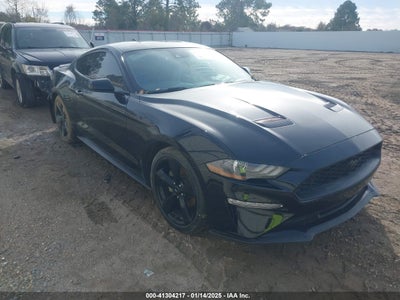 FORD MUSTANG 2021