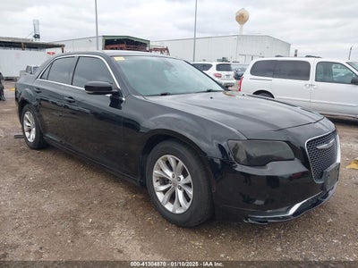 CHRYSLER 300 2015