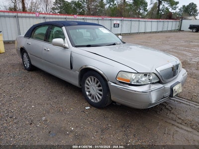 LINCOLN TOWN CAR 2005