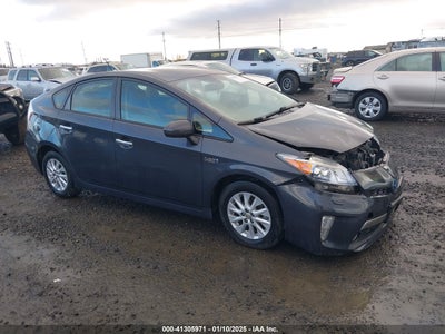 TOYOTA PRIUS PLUG-IN 2013
