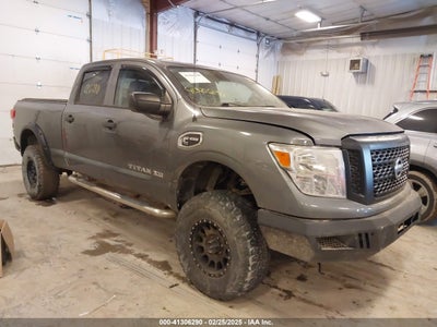 NISSAN TITAN XD 2017