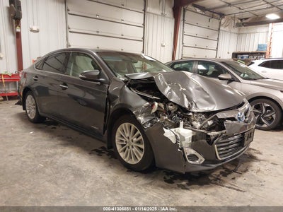 TOYOTA AVALON HYBRID 2015