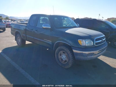 TOYOTA TUNDRA 2002