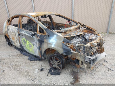 TOYOTA PRIUS 2011