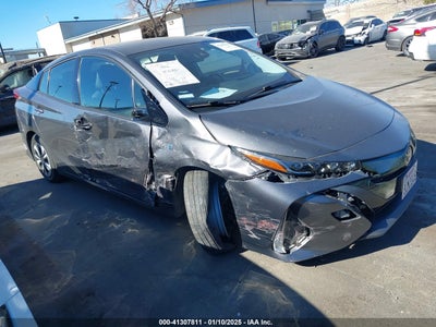 TOYOTA PRIUS PRIME 2019