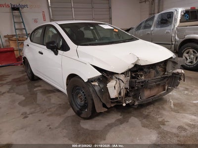 NISSAN VERSA 2020