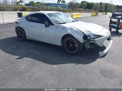 SCION FR-S 2015