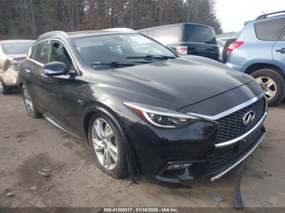 INFINITI QX30 2017
