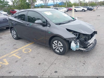 TOYOTA PRIUS 2016