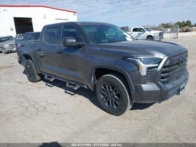 TOYOTA TUNDRA 2023