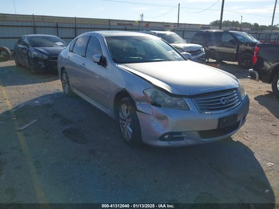 INFINITI M35 2008