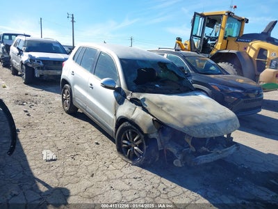 VOLKSWAGEN TIGUAN 2013