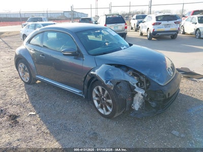 VOLKSWAGEN BEETLE 2012