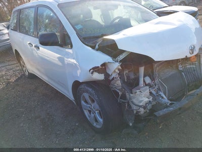TOYOTA SIENNA 2014