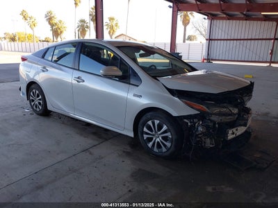 TOYOTA PRIUS PRIME 2021