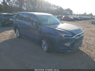 TOYOTA GRAND HIGHLANDER 2024