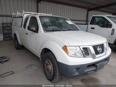NISSAN FRONTIER 2017