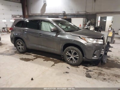 TOYOTA HIGHLANDER 2017