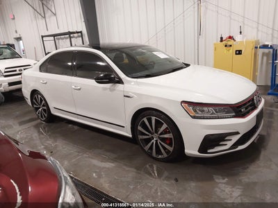 VOLKSWAGEN PASSAT 2018