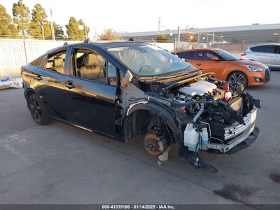 TOYOTA PRIUS 2022