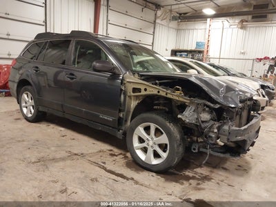 SUBARU OUTBACK 2014