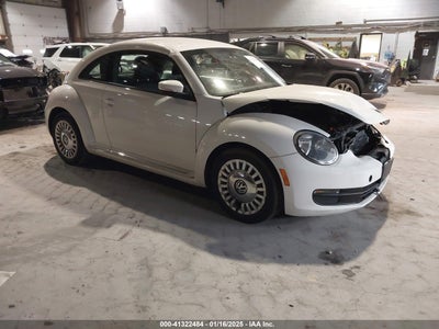 VOLKSWAGEN BEETLE 2014