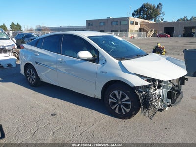 TOYOTA PRIUS PRIME 2017