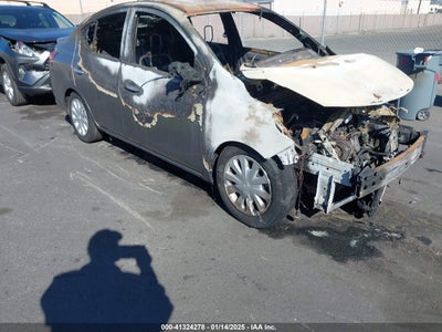 NISSAN VERSA 2017