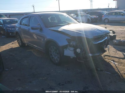 CHRYSLER 200 2013
