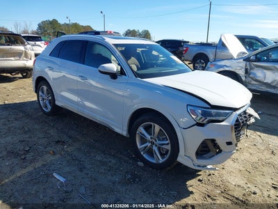 AUDI Q3 2022