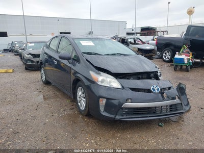TOYOTA PRIUS PLUG-IN 2012