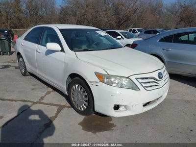 TOYOTA CAMRY 2011