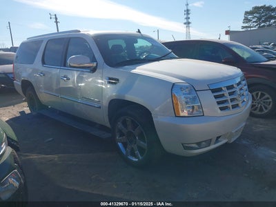 CADILLAC ESCALADE ESV 2011