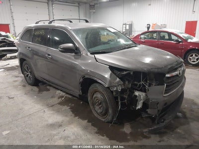 TOYOTA HIGHLANDER 2016
