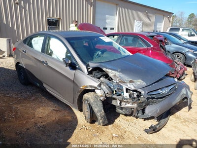 HYUNDAI ACCENT 2013