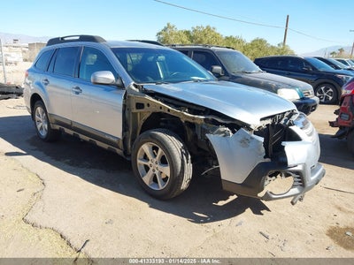 SUBARU OUTBACK 2013