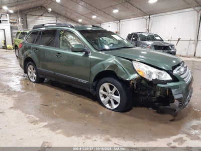 SUBARU OUTBACK 2013