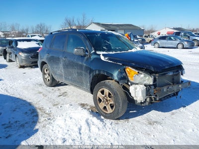 TOYOTA RAV4 2011